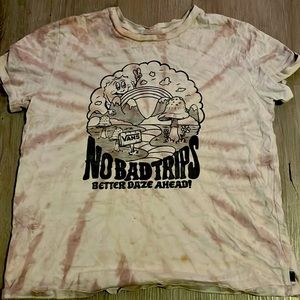 NO BAD TRIPS TEE SHIRT